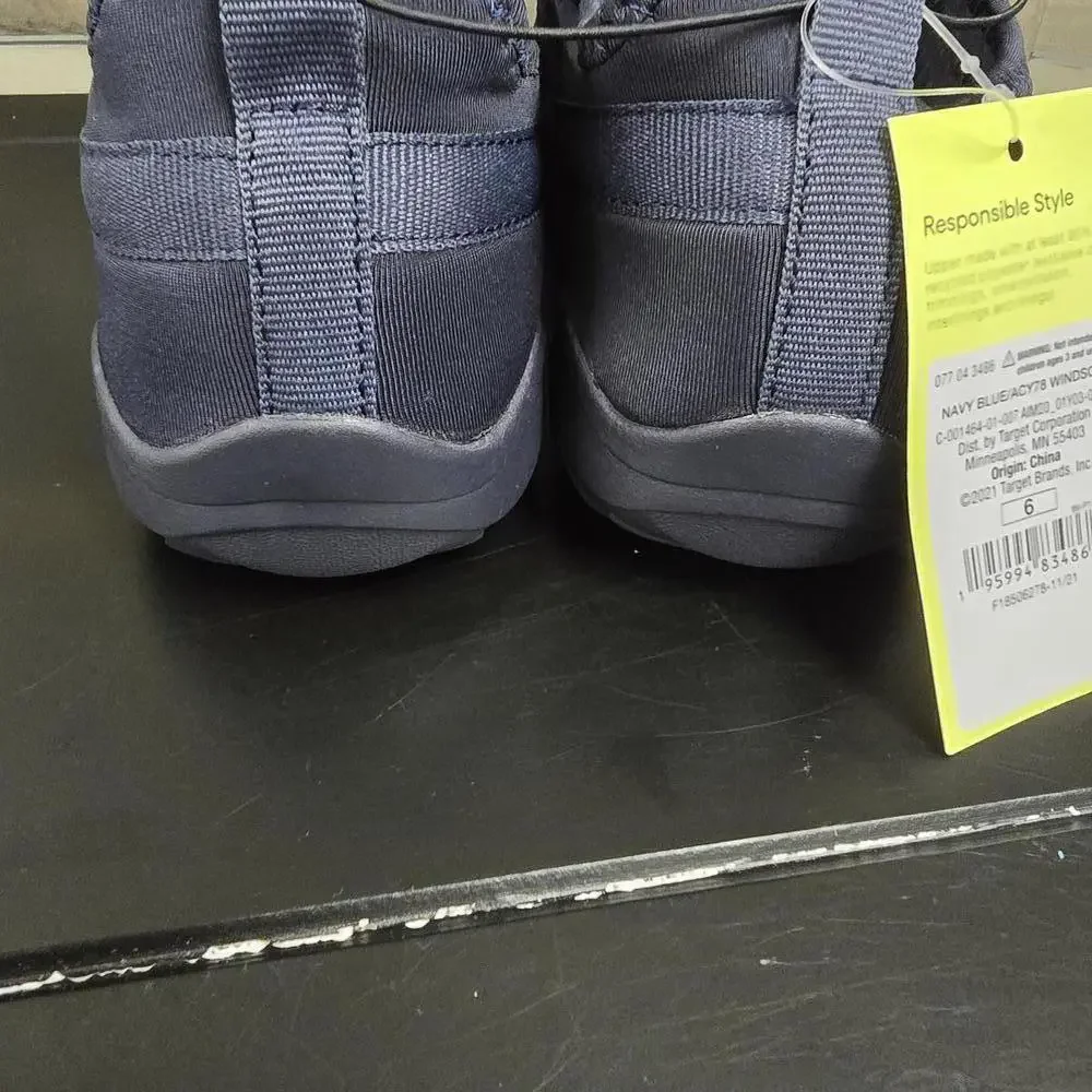 Boys' Windsor Apparel Water Shoes | All in Motion | 6